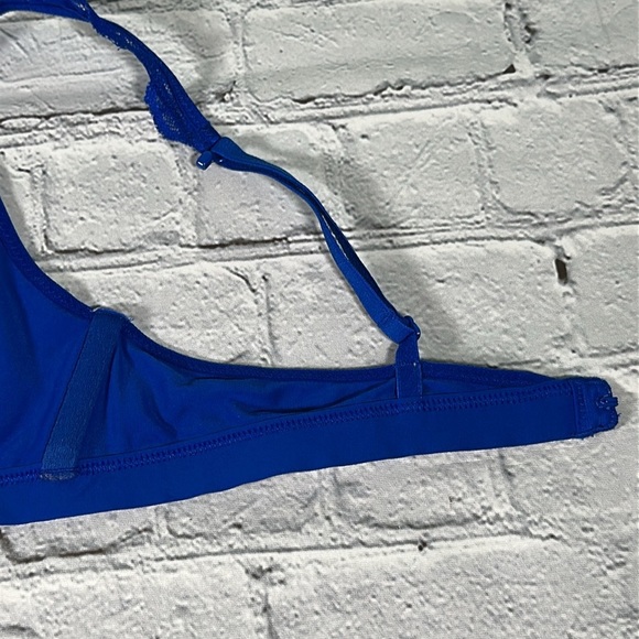 PINK Victoria's Secret Royal Blue Lace Plunge Bralette size Small - Picture 11 of 13